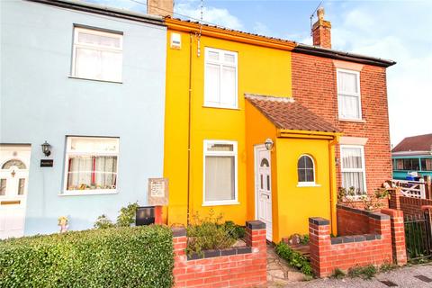 2 bedroom terraced house to rent, Church Lane, Lowestoft NR32