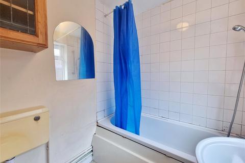 2 bedroom terraced house to rent, Keary Street, Stoke-On-Trent ST4