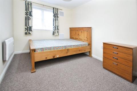 2 bedroom flat to rent, Williams Drive, Hounslow TW3