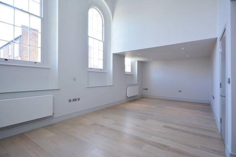 2 bedroom flat to rent, Market Place, Brentford, TW8