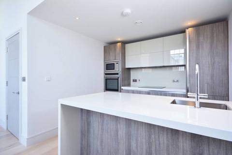 2 bedroom flat to rent, Market Place, Brentford, TW8