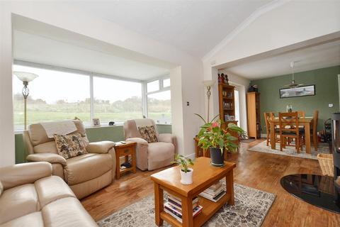 3 bedroom detached bungalow for sale, Caxton Park, Beeston Regis, Sheringham