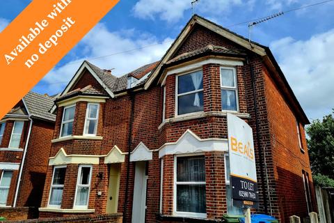 2 bedroom flat to rent, Arthur Road, Southampton SO15