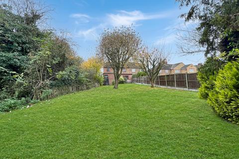 4 bedroom semi-detached house for sale, Hawbush Green, Cressing, Braintree, CM77