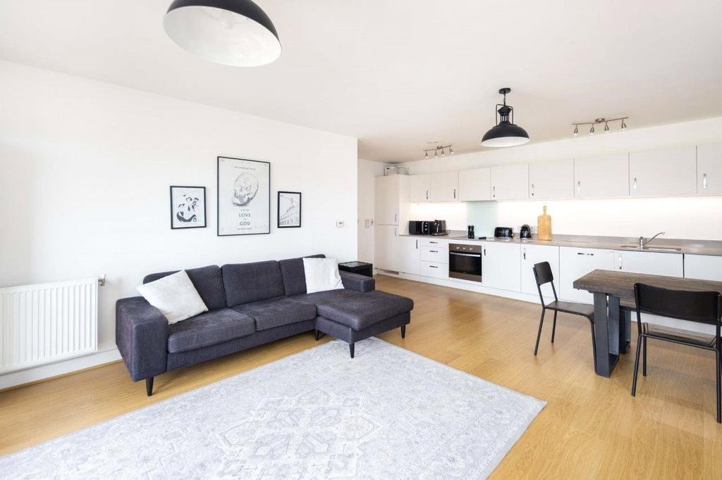 Living Room/Kitchen