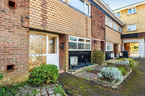 2 bedroom maisonette for sale, Pollards Oak Road, Hurst Green