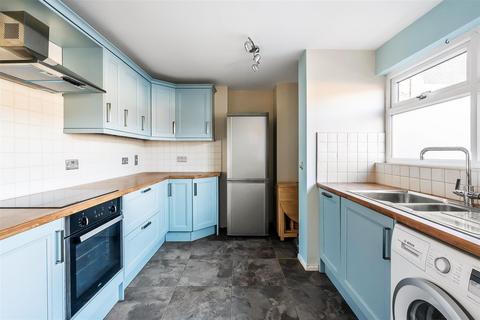 2 bedroom maisonette for sale, Pollards Oak Road, Hurst Green