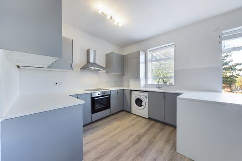 2 bedroom flat to rent, Coldwell Terrace, Gateshead NE10