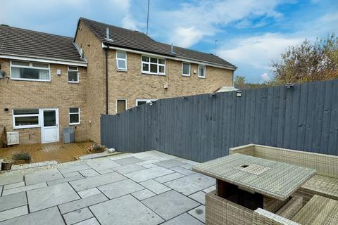 3 bedroom townhouse for sale, Darley Road, Liversedge, WF15