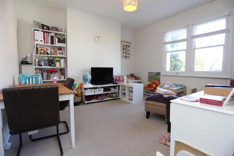 2 bedroom maisonette to rent, Goldstone Villas, Hove, East Sussex