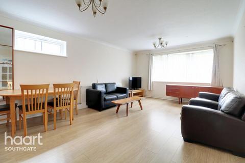 2 bedroom apartment for sale, Chase Side, London