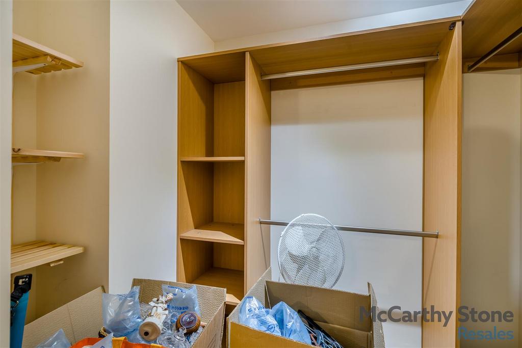 8628505-interior05.jpg