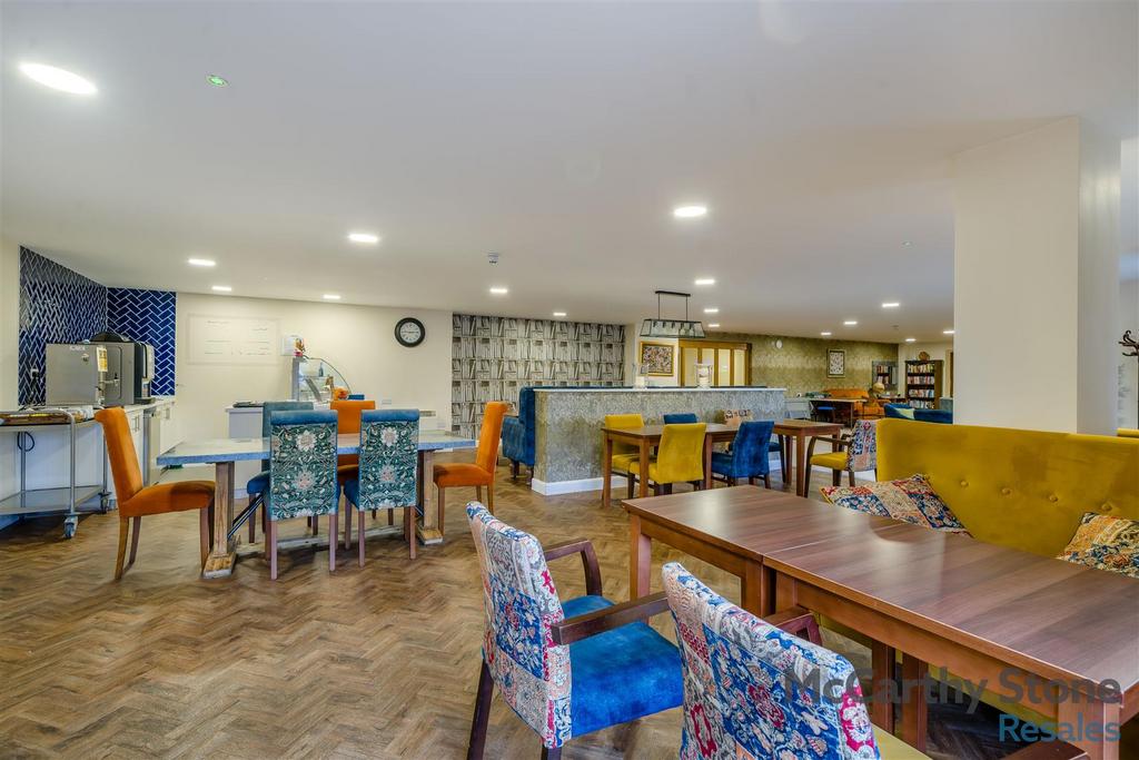 8628505-interior14.jpg