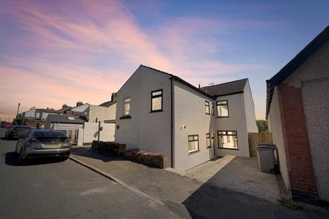 12 Poll Hill Road, Heswall, Wirral, CH60 7SN