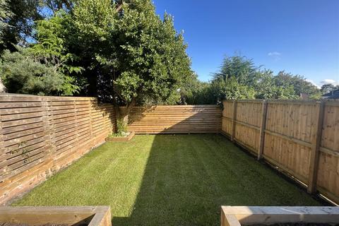 12 Poll Hill Road, Heswall, Wirral, CH60 7SN