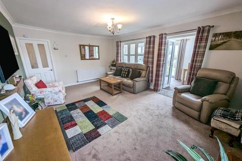 38 Chapel Road, Weldon, Corby, NN17 3HP
