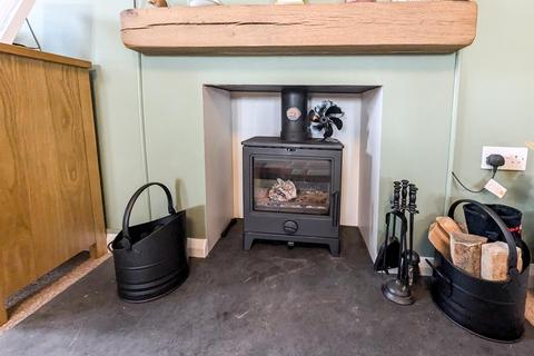 38 Chapel Road, Weldon, Corby, NN17 3HP