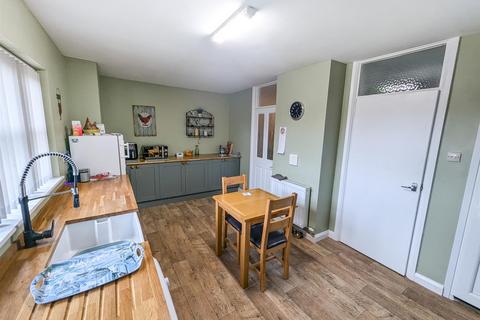 38 Chapel Road, Weldon, Corby, NN17 3HP