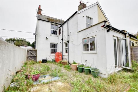 3 bedroom semi-detached house for sale, Tram Road, Rye Harbour, Rye