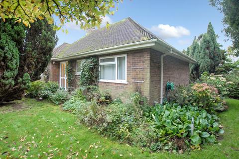 2 bedroom bungalow for sale, Highfield Close, Saltwood, CT21