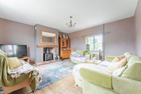 4 bedroom semi-detached house for sale, The Street, Flordon