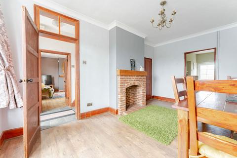 4 bedroom semi-detached house for sale, The Street, Flordon