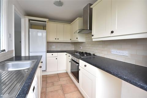 3 bedroom terraced house for sale, Buttermer Close, Wrecclesham, Farnham, Surrey, GU10