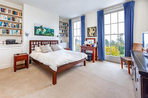 3 bedroom house for sale, Southwood Lane, Highgate, London, N6