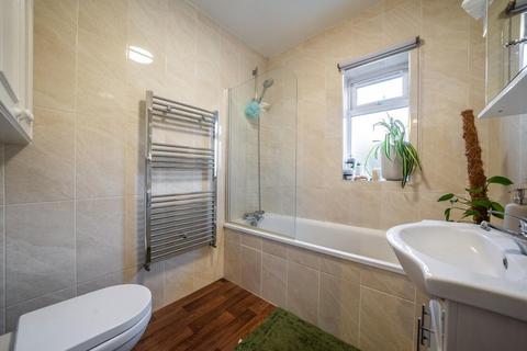 2 bedroom flat for sale, Elm Grove, Wimbledon