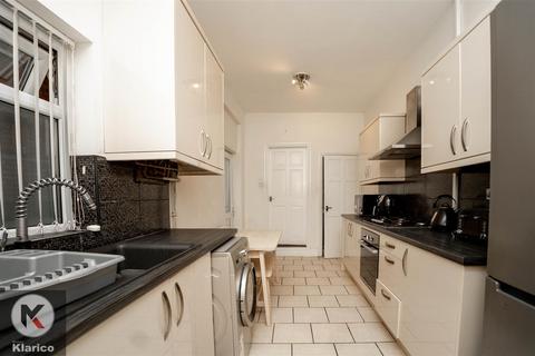 40 Passey Road, Birmingham, B13 9NU