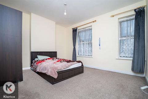40 Passey Road, Birmingham, B13 9NU