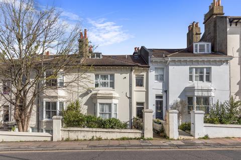 2 bedroom flat to rent, Buckingham Place, Brighton BN1