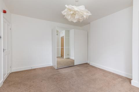 2 bedroom flat to rent, Buckingham Place, Brighton BN1