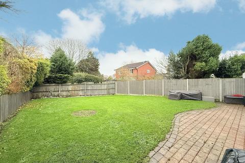 4 bedroom detached house for sale, Friary Avenue, Monksapth