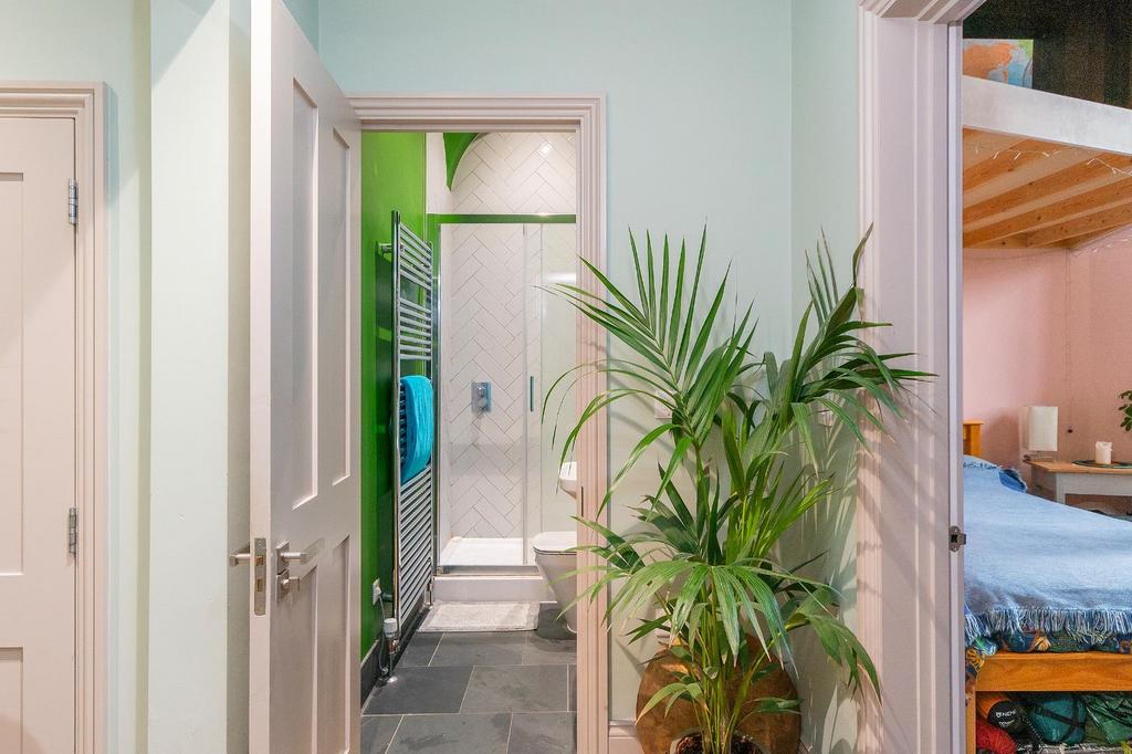 1 L9 HBN - Hallway B.jpg