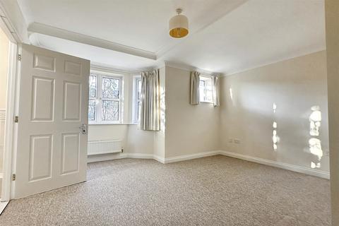 2 bedroom flat for sale, Eastleigh