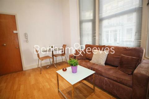 Studio to rent, Cheniston Gardens, Kensington W8