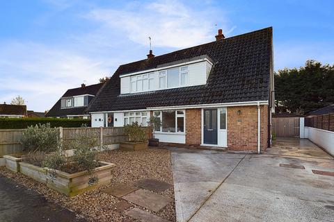 3 bedroom semi-detached house for sale, Tewkesbury Close, Upton-by-Chester, CH2