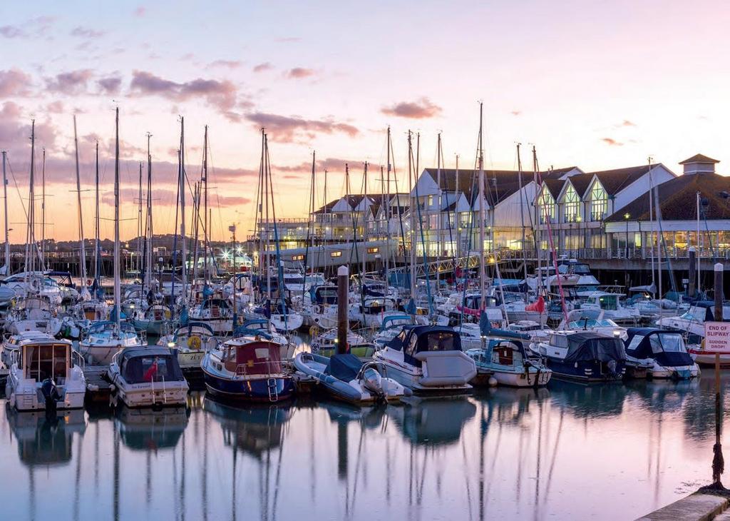 Town Quay harbour.jpg