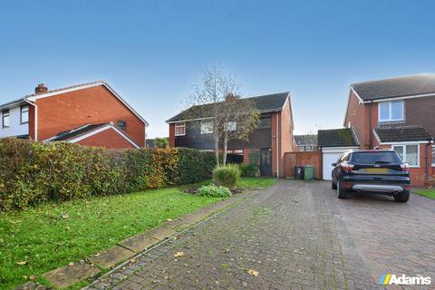 3 bedroom semi-detached house for sale, Trenance Close, Runcorn