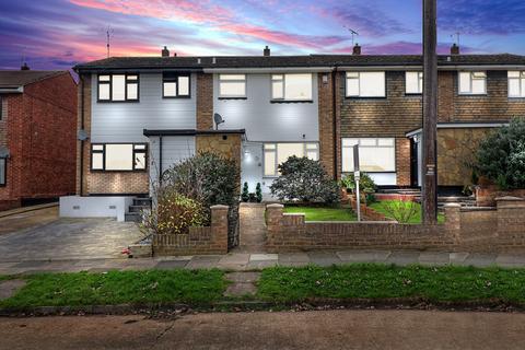 3 bedroom terraced house for sale, Boundary Road, Leigh-On-Sea, SS9