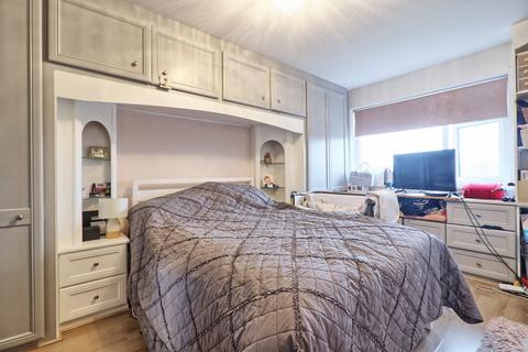 55 Boundary Road, Leigh-on-sea, SS9 5BP