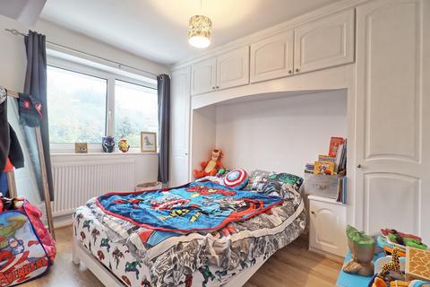 55 Boundary Road, Leigh-on-sea, SS9 5BP