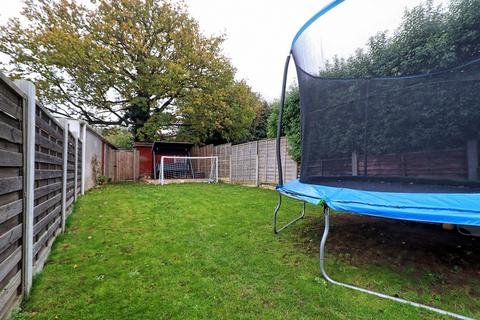 55 Boundary Road, Leigh-on-sea, SS9 5BP