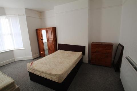 1 bedroom flat to rent, Hampstead Road, Newcastle upon Tyne NE4