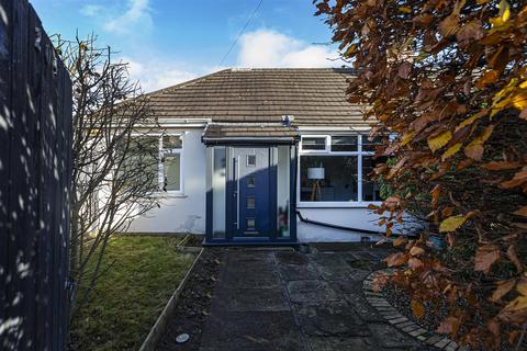 3 bedroom semi-detached bungalow for sale, Laund Road, Huddersfield HD3