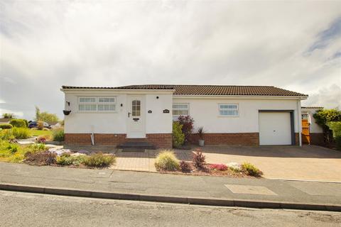 2 bedroom detached bungalow to rent, Crawford Rise, Arnold NG5