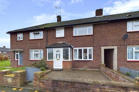 3 bedroom house for sale, Carlton Road, Walton-On-Thames