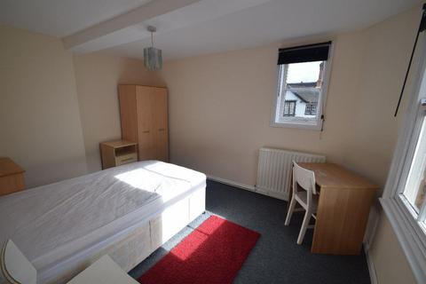 undefined, First Floor Flat - 2 Wellington Road