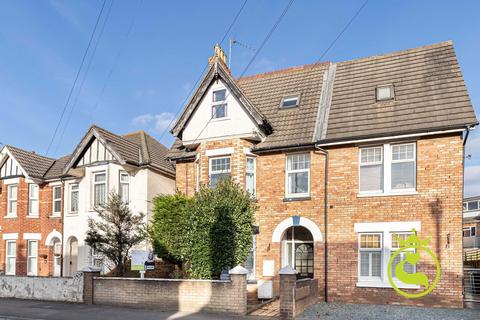 3 bedroom flat for sale, Sandbanks Road, Poole BH14